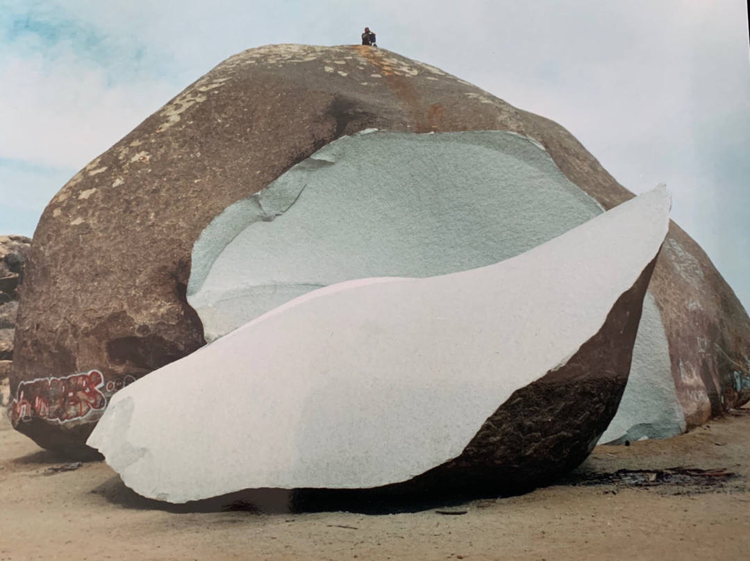 Giant Rock-Landers必去景点