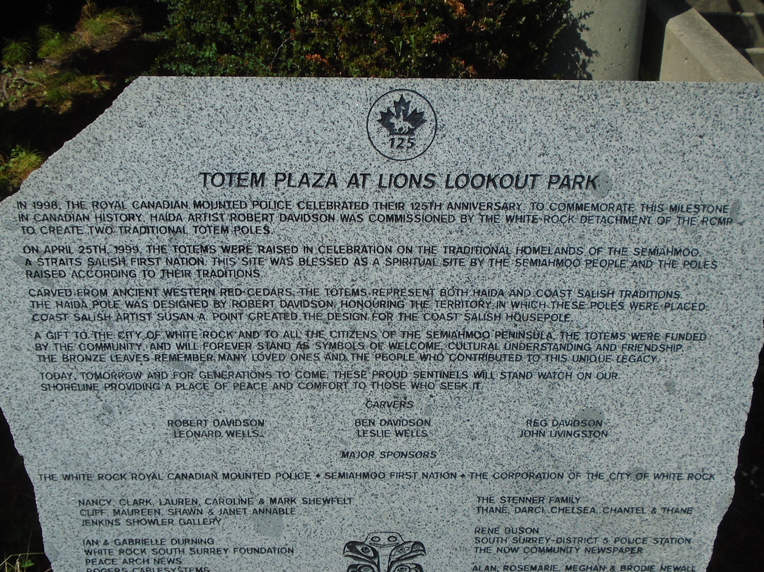 White Rock Totem Poles景点图片