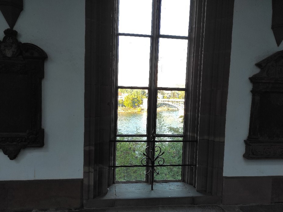 Carolingian Outer Crypt-巴塞尔必去景点