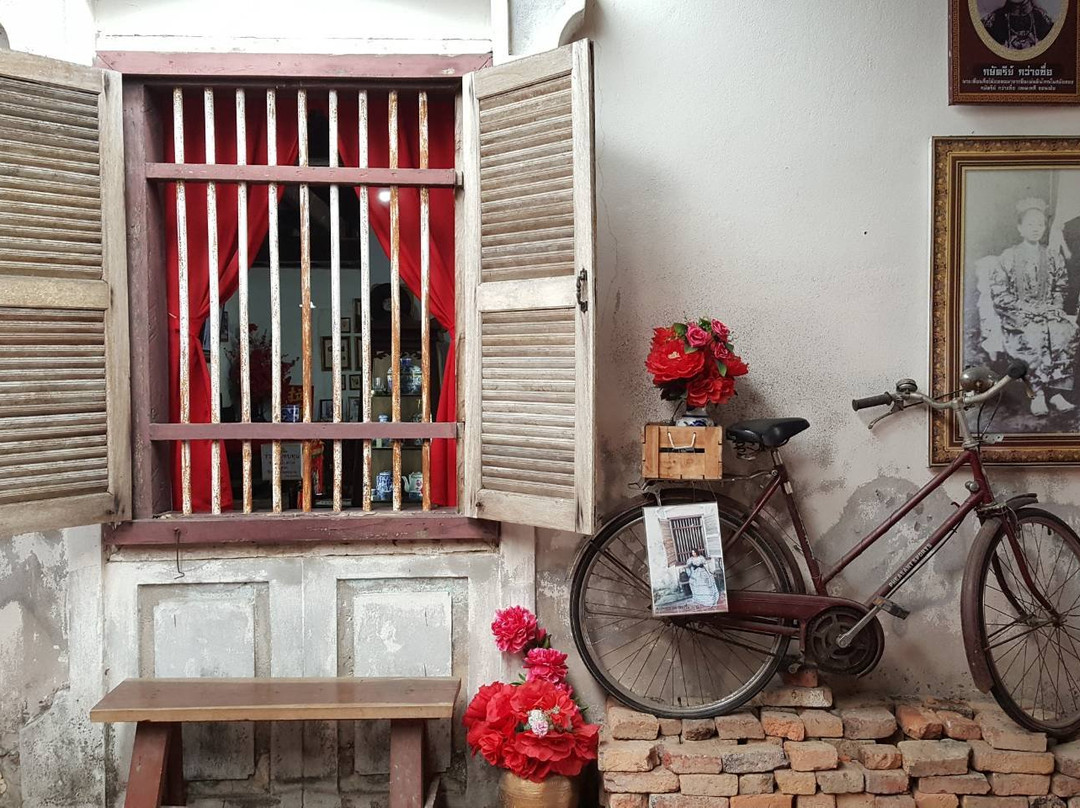 Baan Roi Pee Tian Shi景点图片