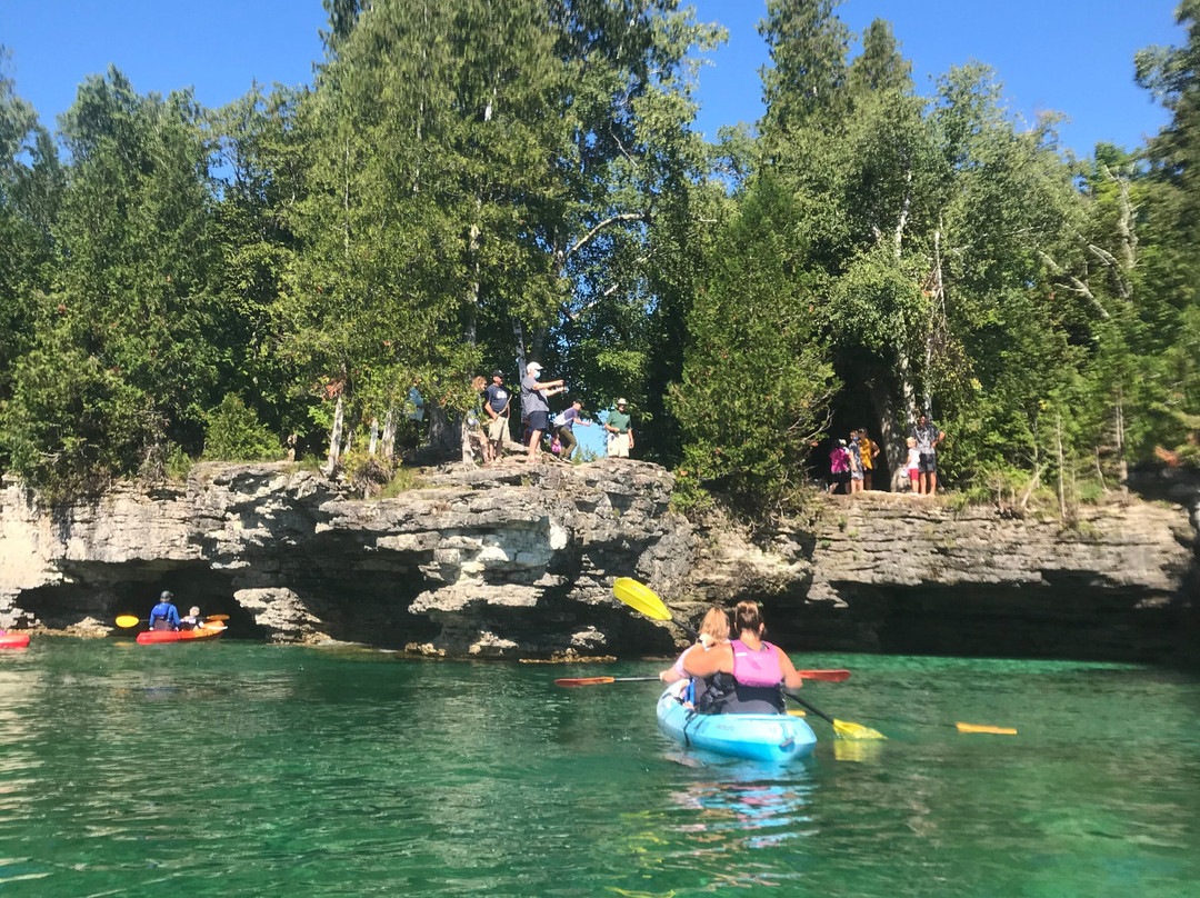 Cave Point Paddle and Pedal-Fish Creek必去景点