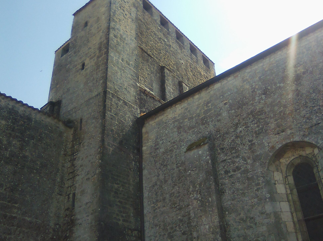Eglise Saint Pierre景点图片