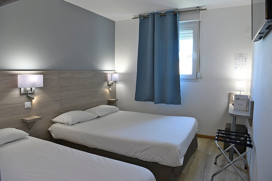 Brit Hotel Clermont L'Herault主图