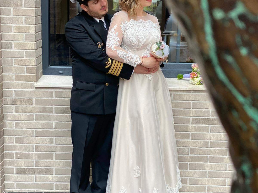 Amsterdam Plaza主图