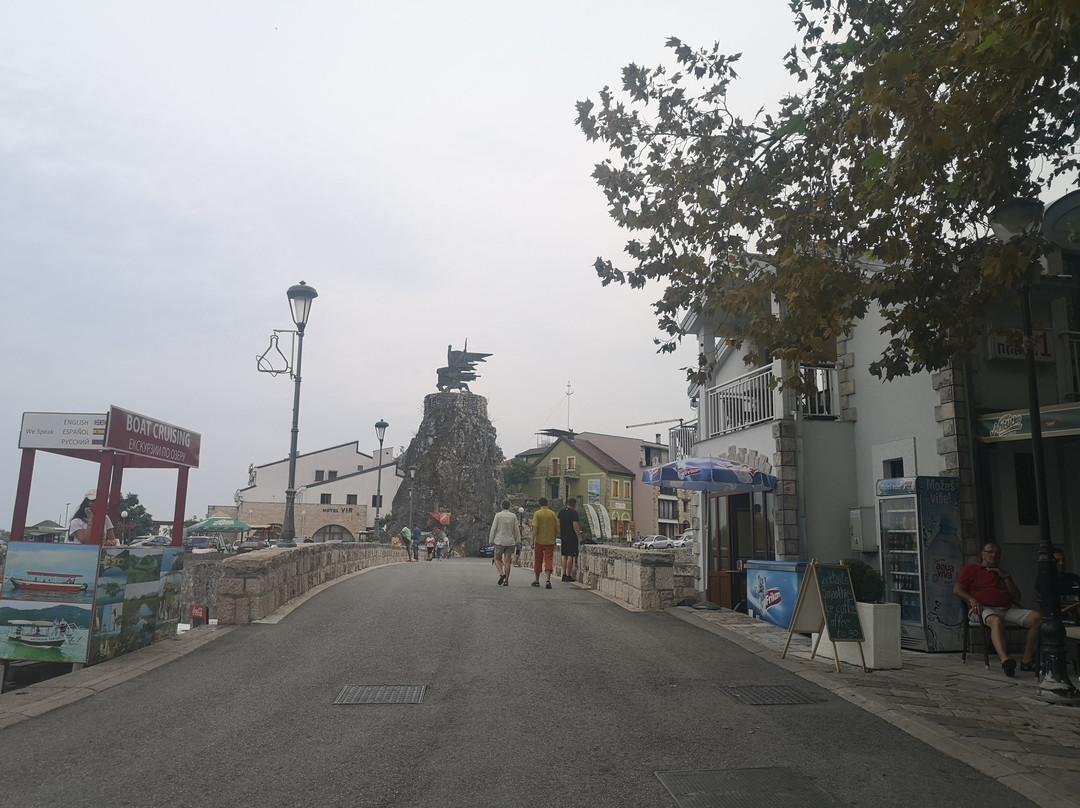 Virpazar-old-bridge-维尔巴札拉必去景点