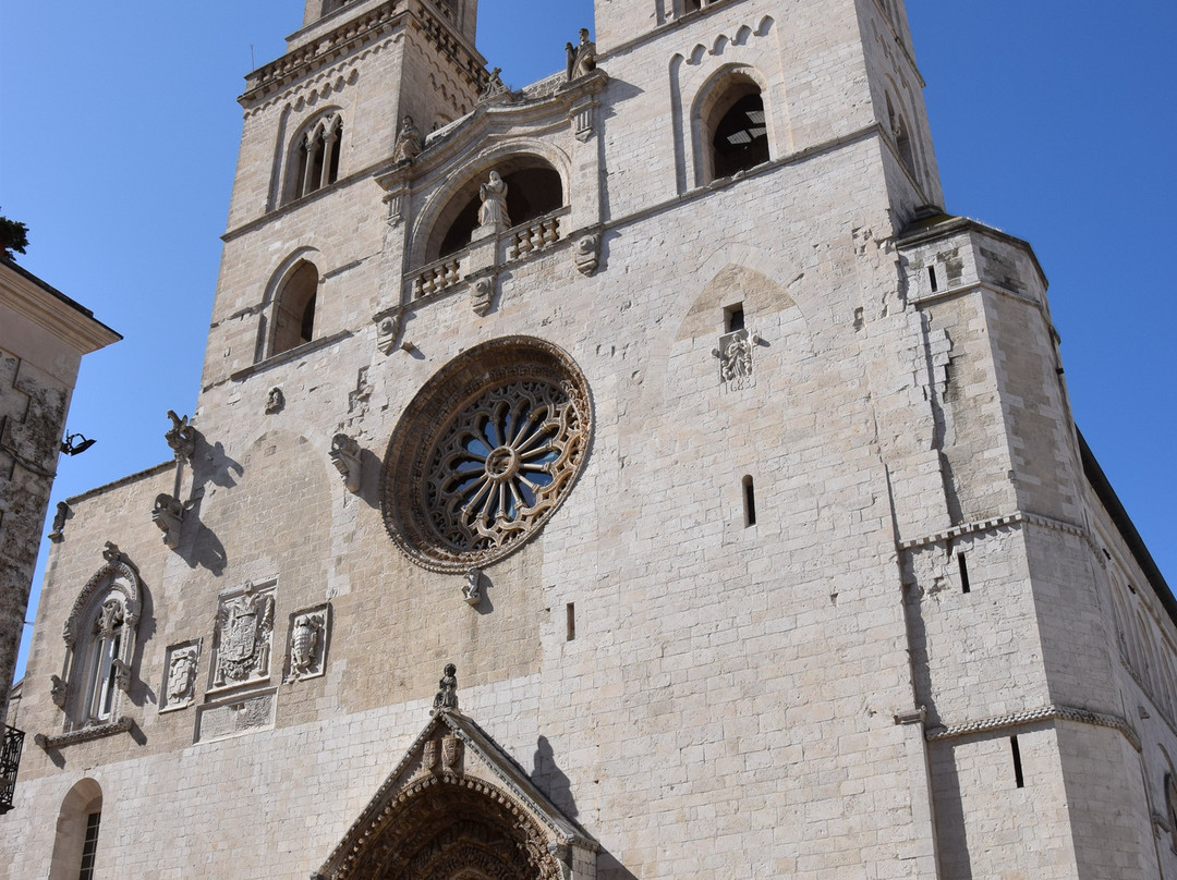 Cattedrale di Altamura-阿尔塔穆拉必去景点
