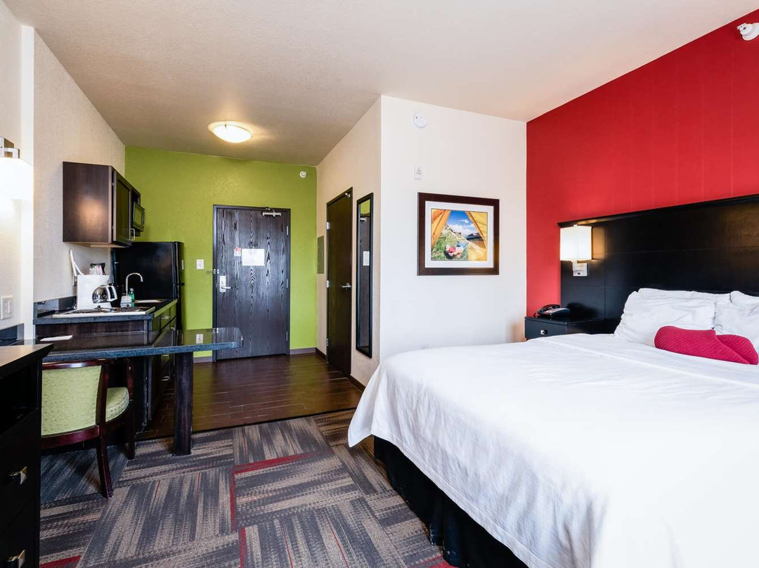 Black Gold Suites主图