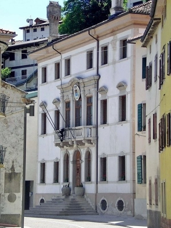 Palazzo Mazzolà景点图片