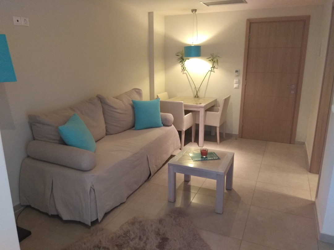 Astrolabe Hotel主图