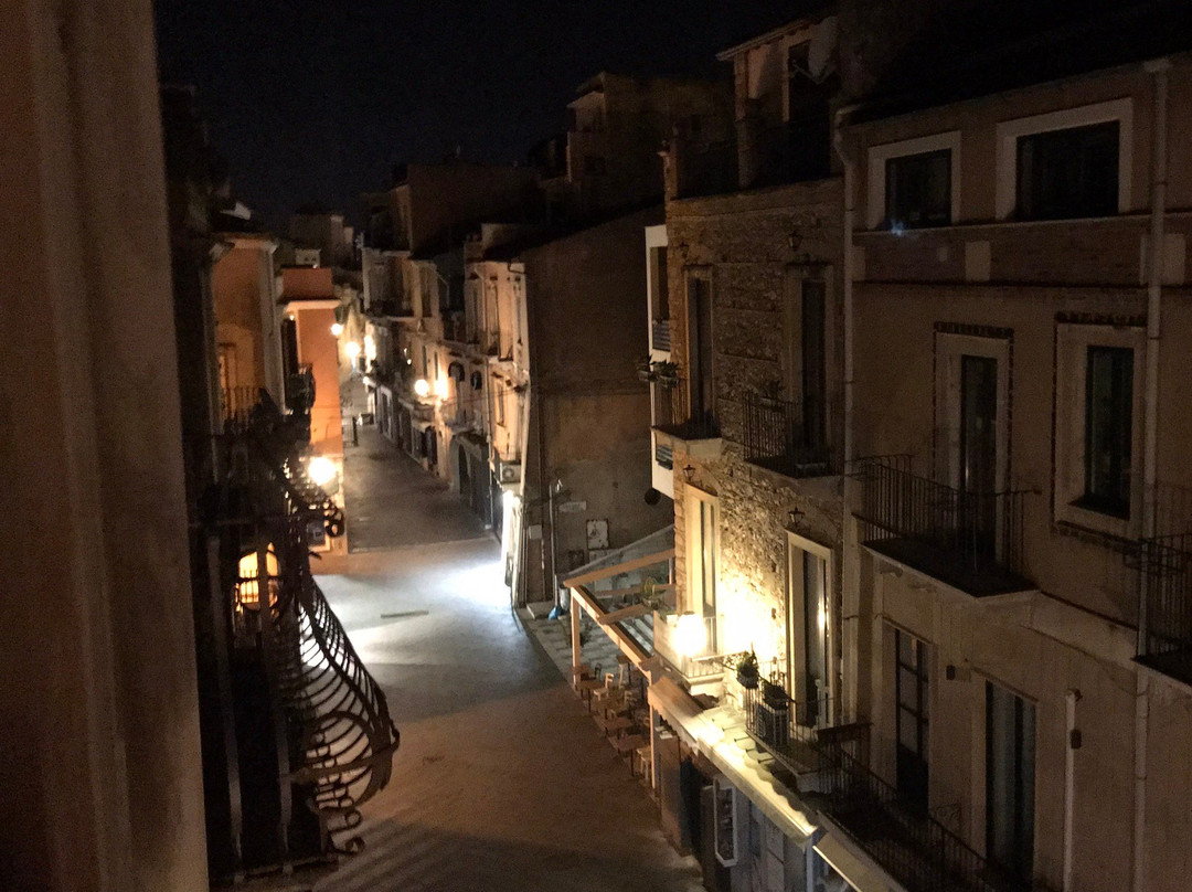 VILAGOS Apartments & Loft Taormina-陶尔米纳必去景点