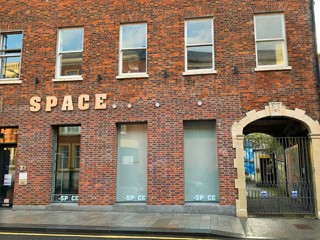 R-Space Gallery-利斯本必去景点