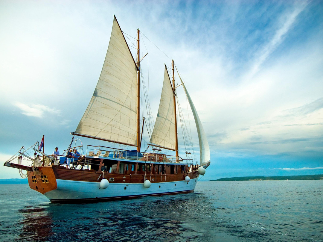 Gulet Cruises in Croatia by Mastercharter景点图片