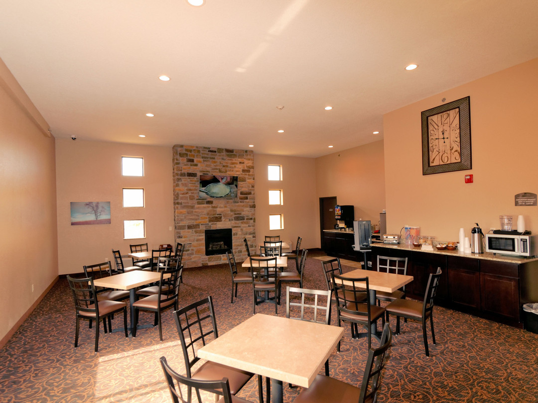 Cobblestone Inn & Suites - Denison | Oak Ridge主图