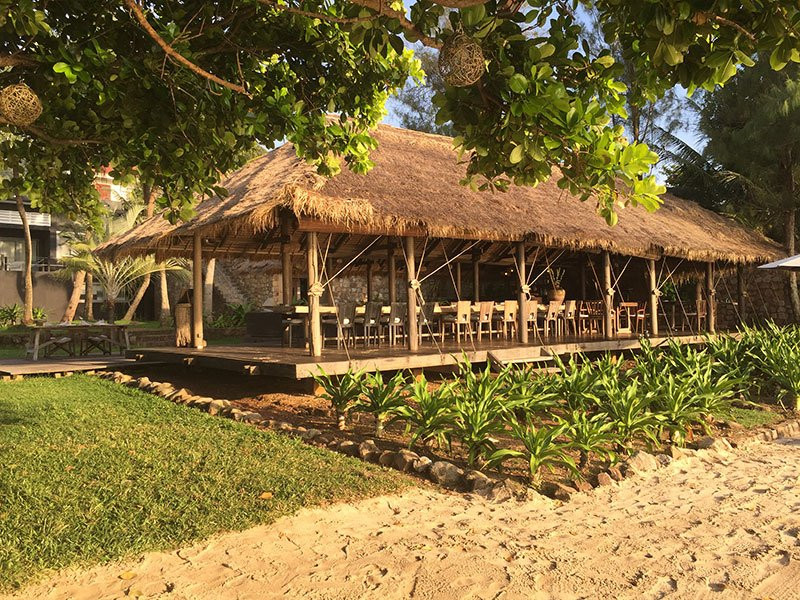 科奈邦查特渡假酒店主图