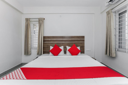 The Red Lotus Premium主图