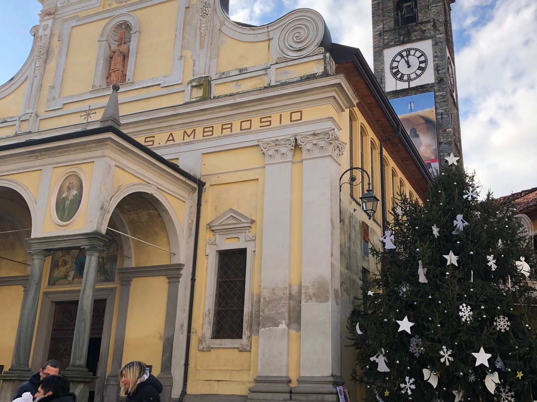 Chiesa Sant' Ambrogio景点图片