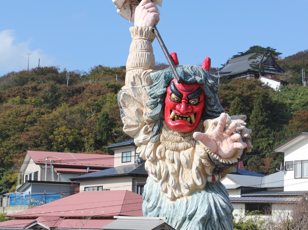 Namahage Statue in Monzen-男鹿市必去景点