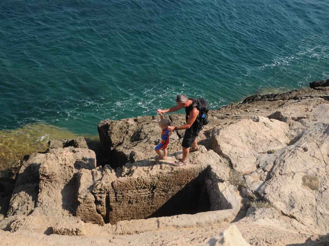 Cave of Fourni-罗德斯必去景点
