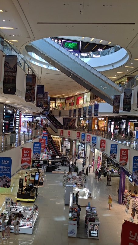 迪拜码头购物中心景点图片