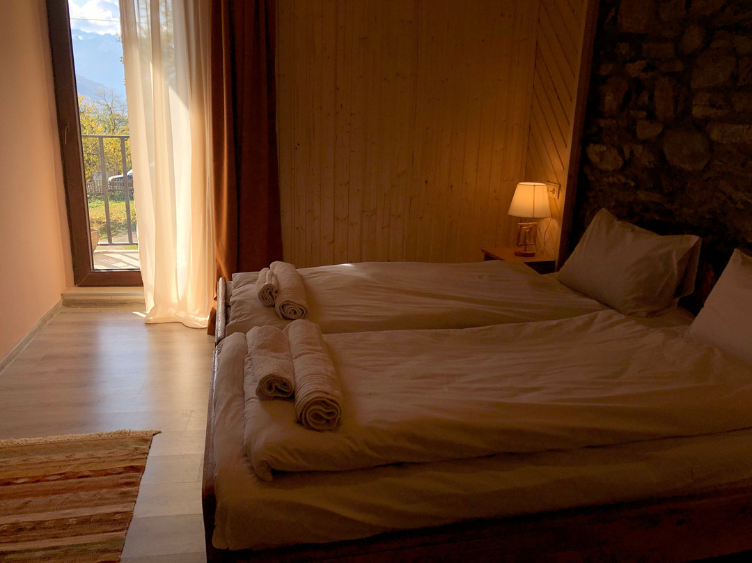 Keti Margiani Guest House主图