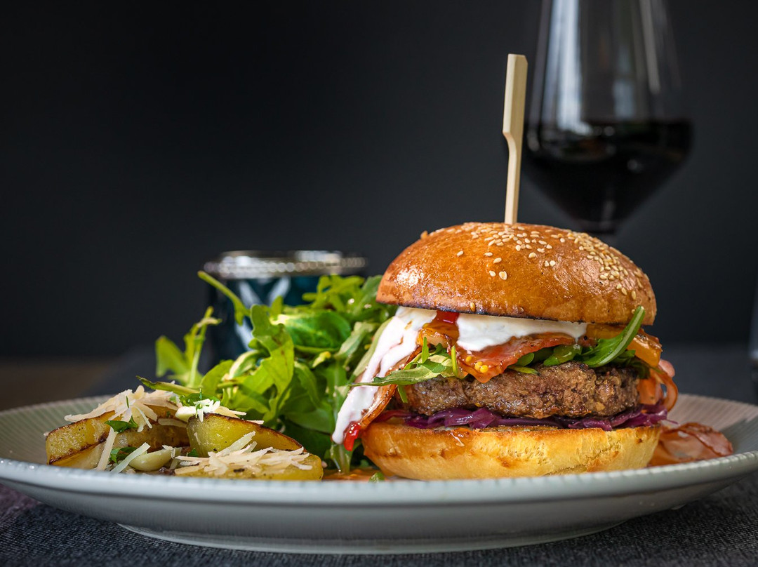 Halchiu餐馆和美食-Zaza Bistro