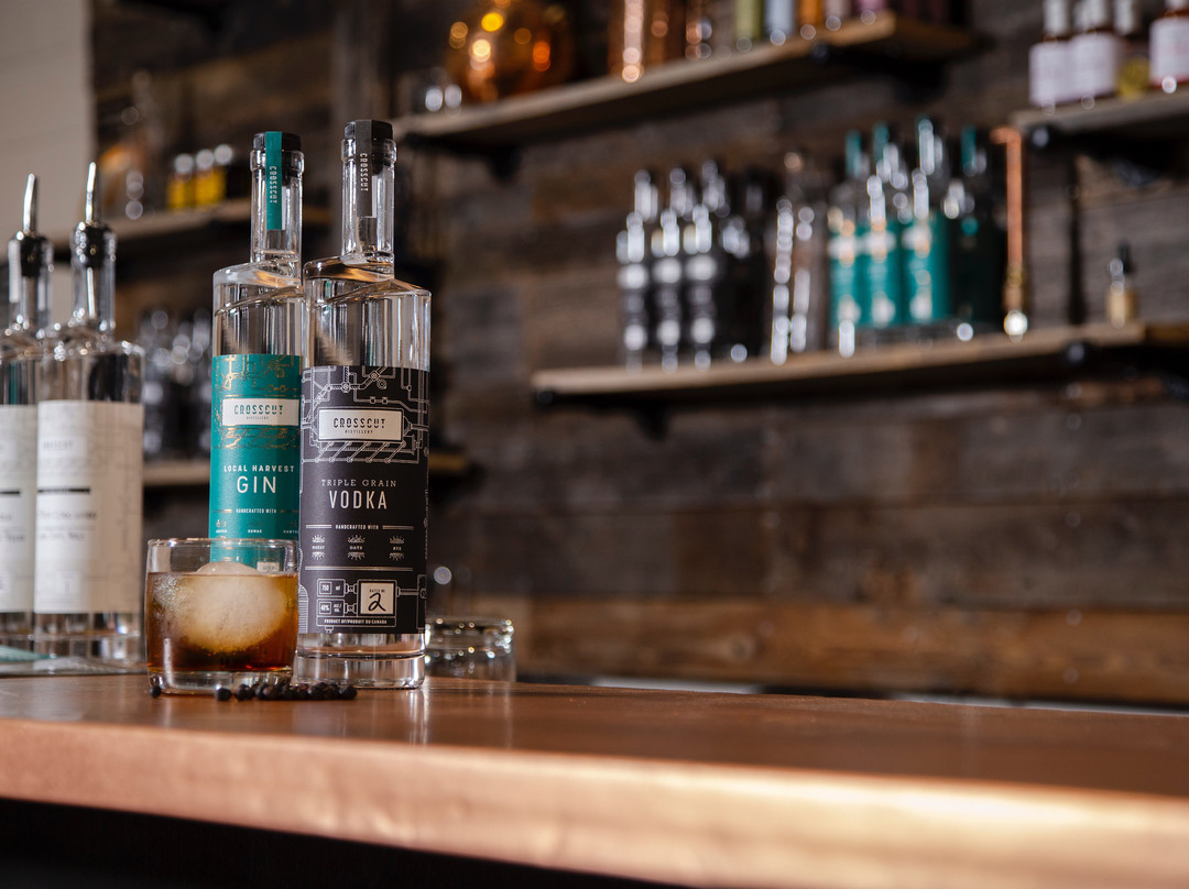 Crosscut Distillery