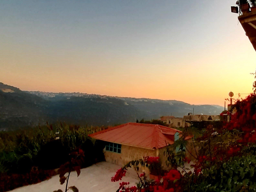 Deir al Oumara主图