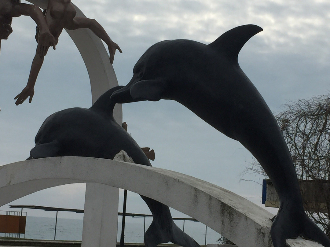 Sculpture Divers-Pitsunda必去景点