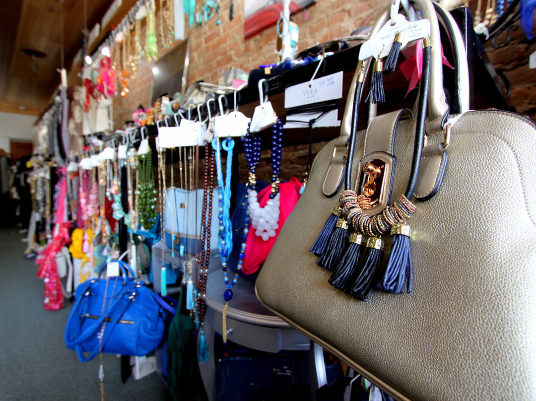 Lyn-Maree's Boutique-Auburn必去景点