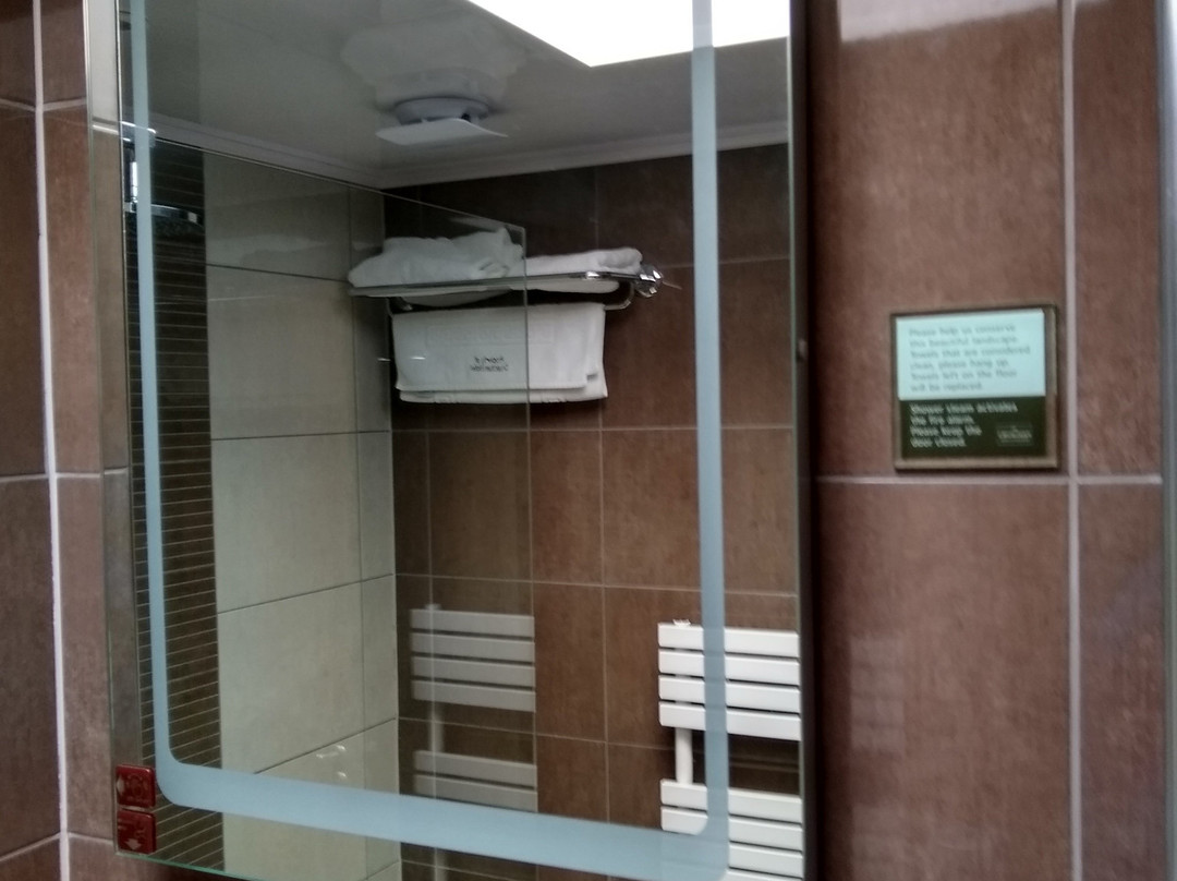 克鲁亚川酒店主图