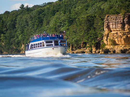 Dells Boat Tours