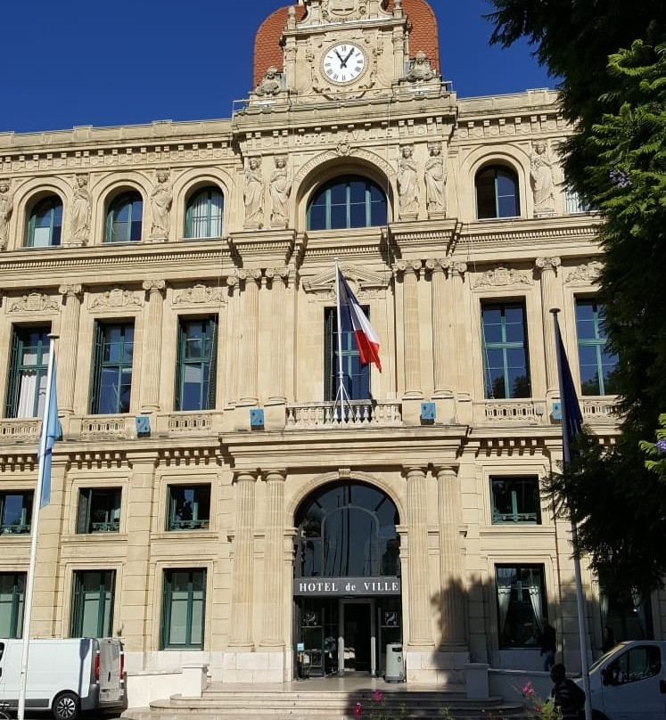 Monuments aux Morts-戛纳必去景点