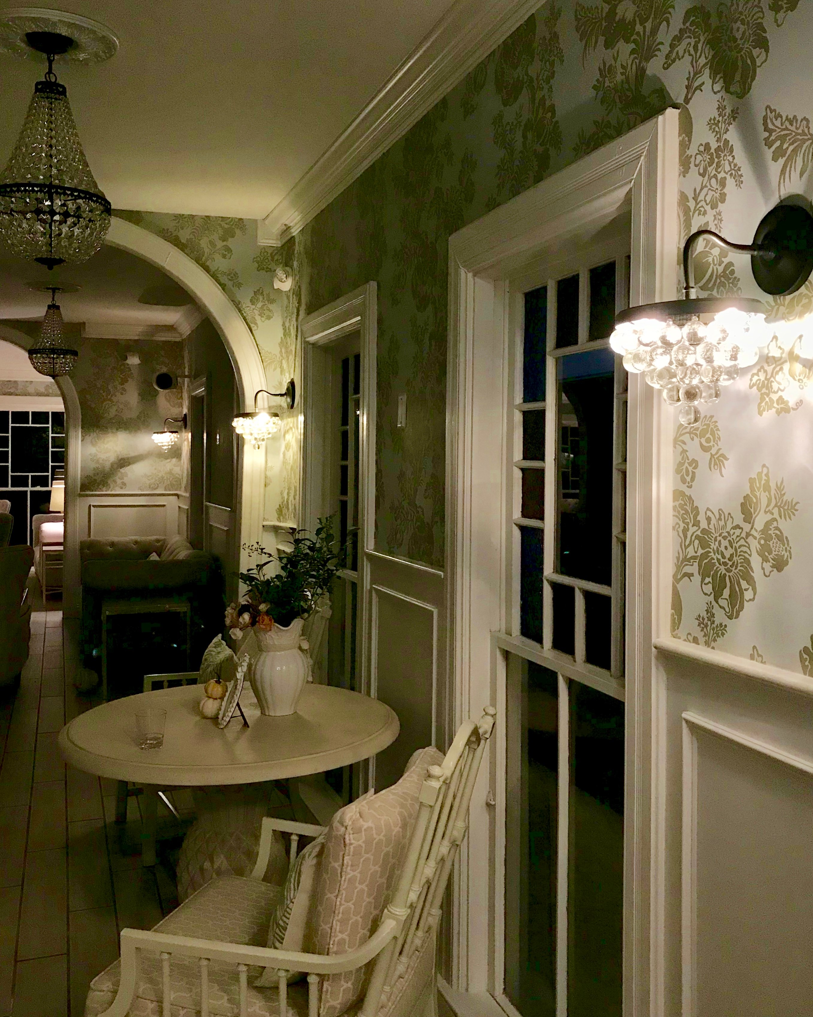 Hotel Manisses-portrait