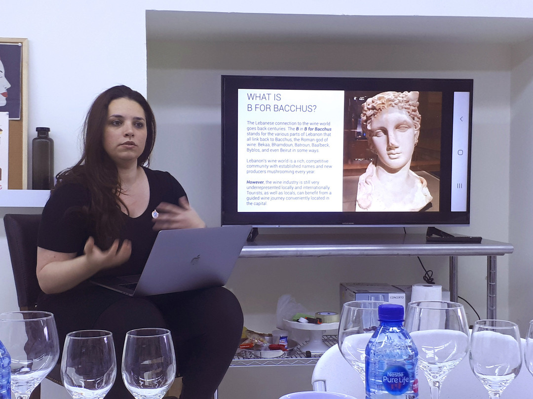 B for Bacchus-Chiyah必去景点