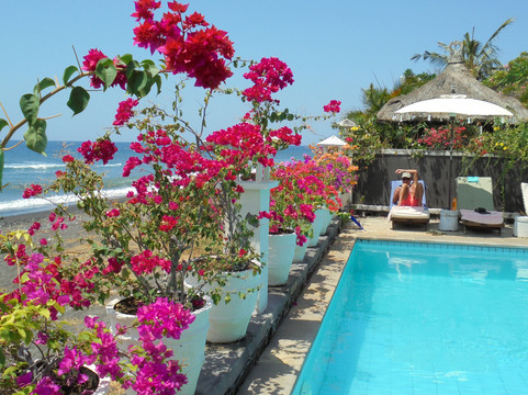 肯巴厘海滩简易别墅酒店主图