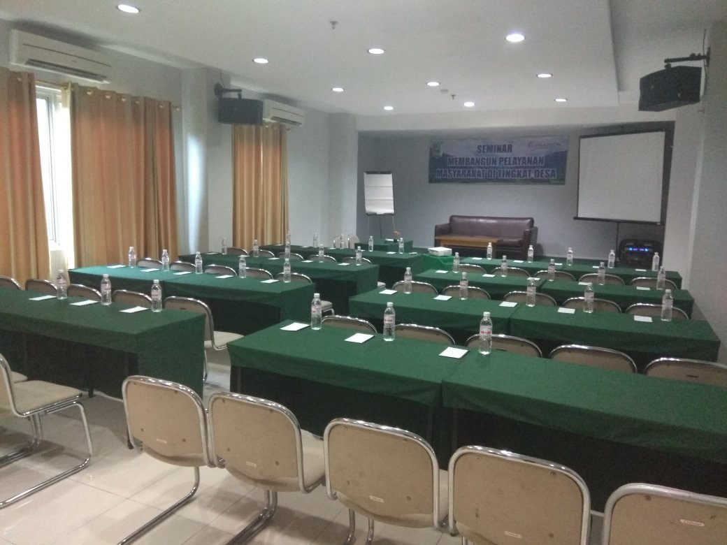 阿斯托利酒店主图