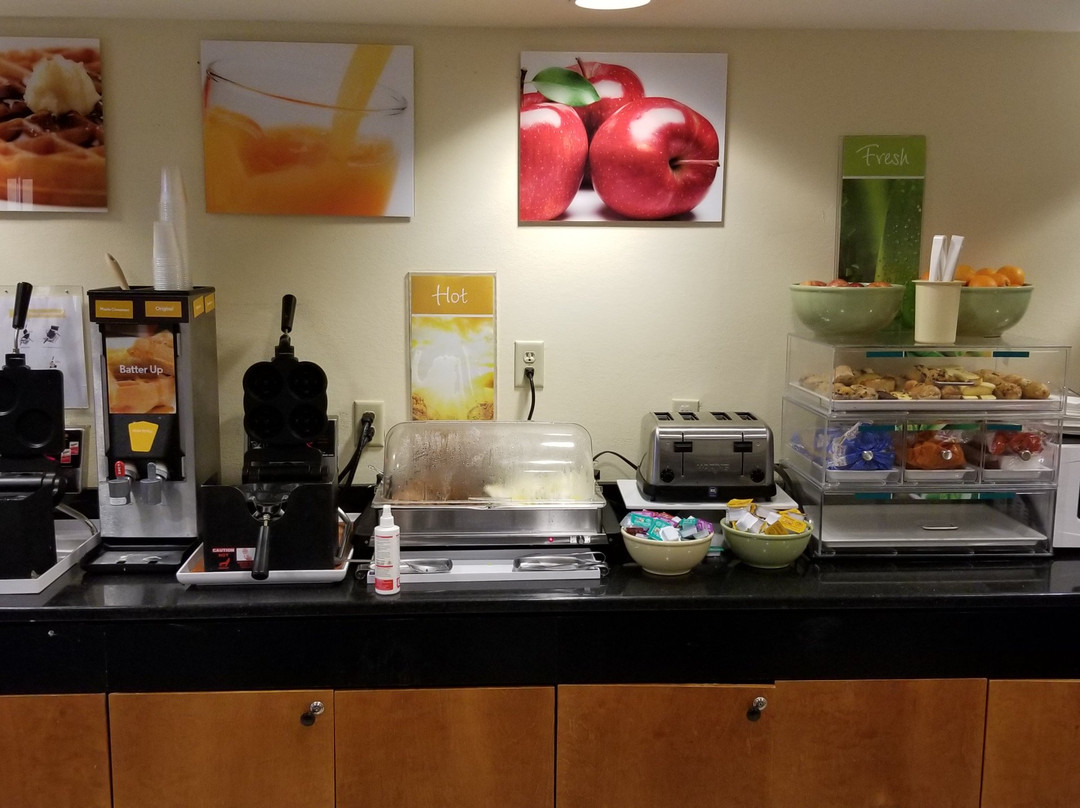 Quality Inn Darien - North Brunswick主图