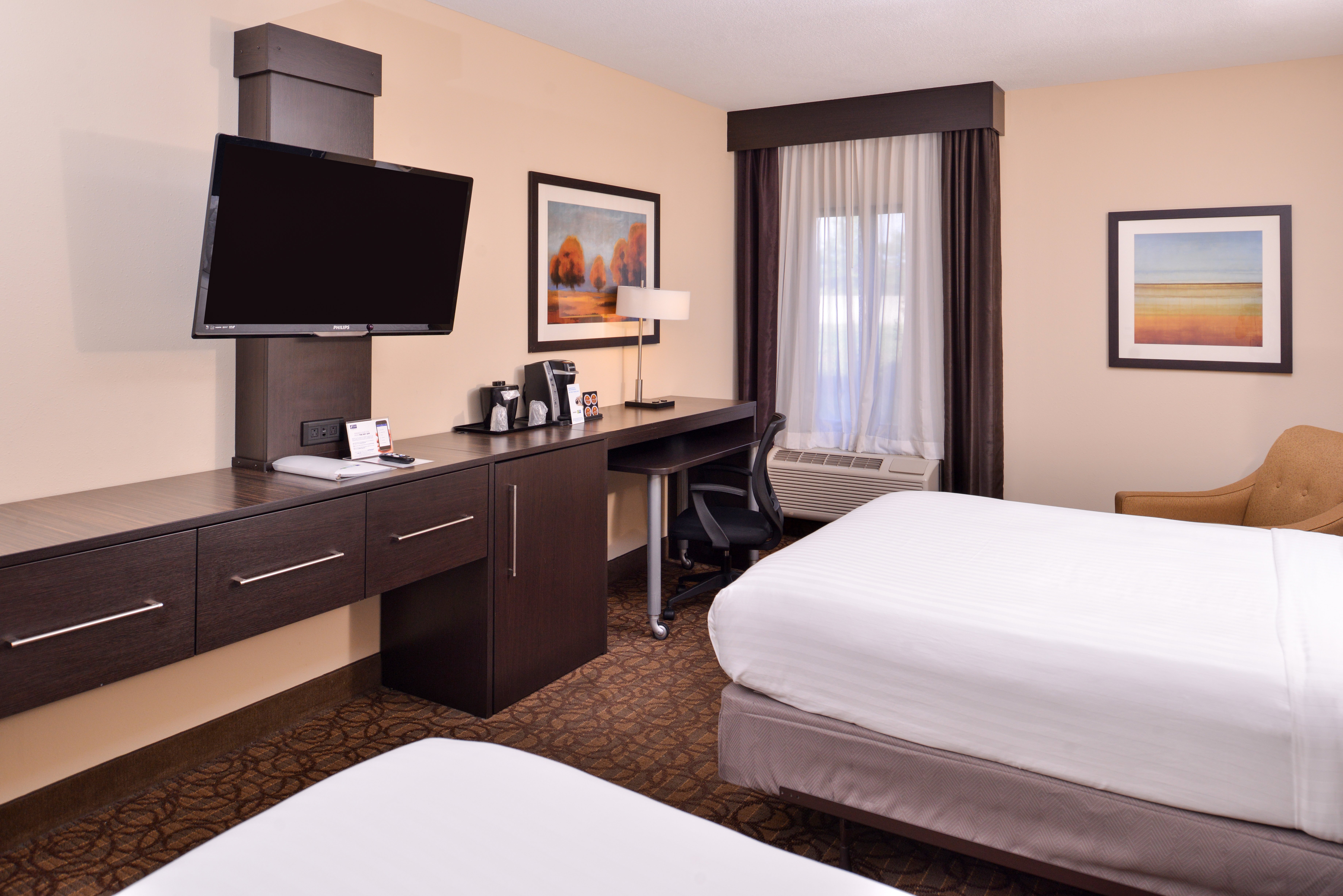 Holiday Inn Express & Suites Topeka West I-70 Wanamaker By IHG-官方