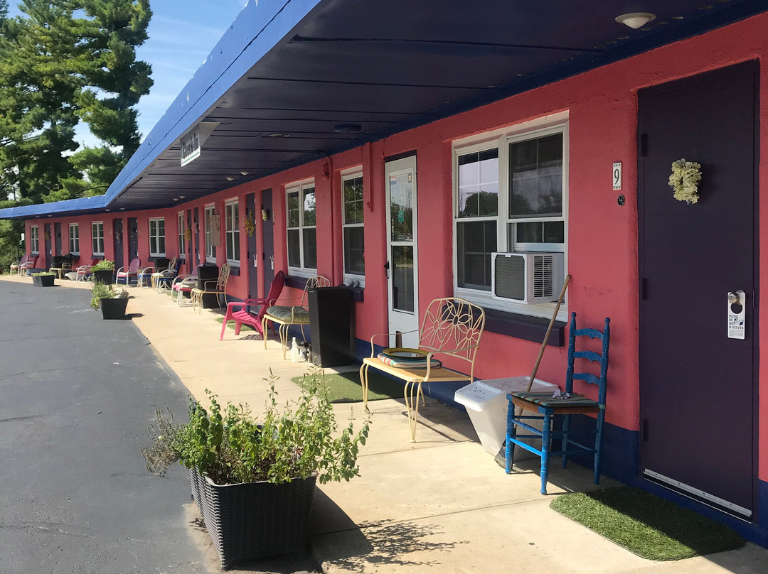 The Springs Motel主图