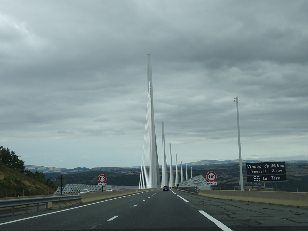 Viaduc de Millau景点图片