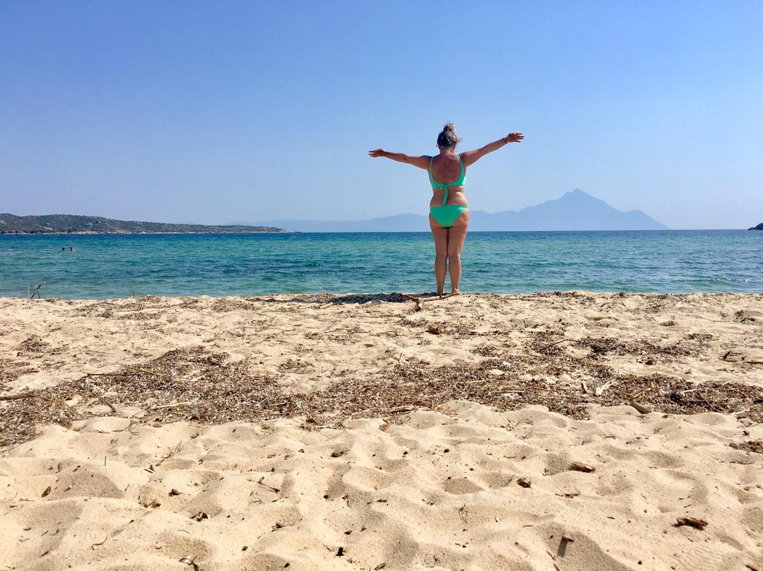 Sykia beach-Paralia Sikias必去景点