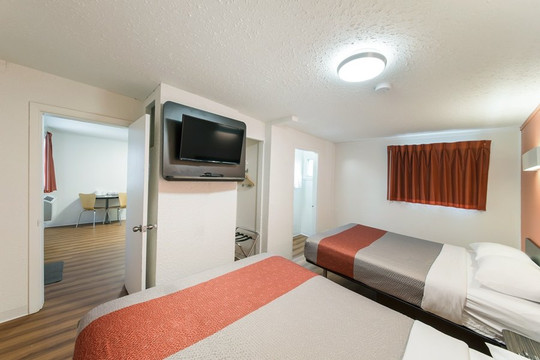 诺麦德汽车旅馆主图