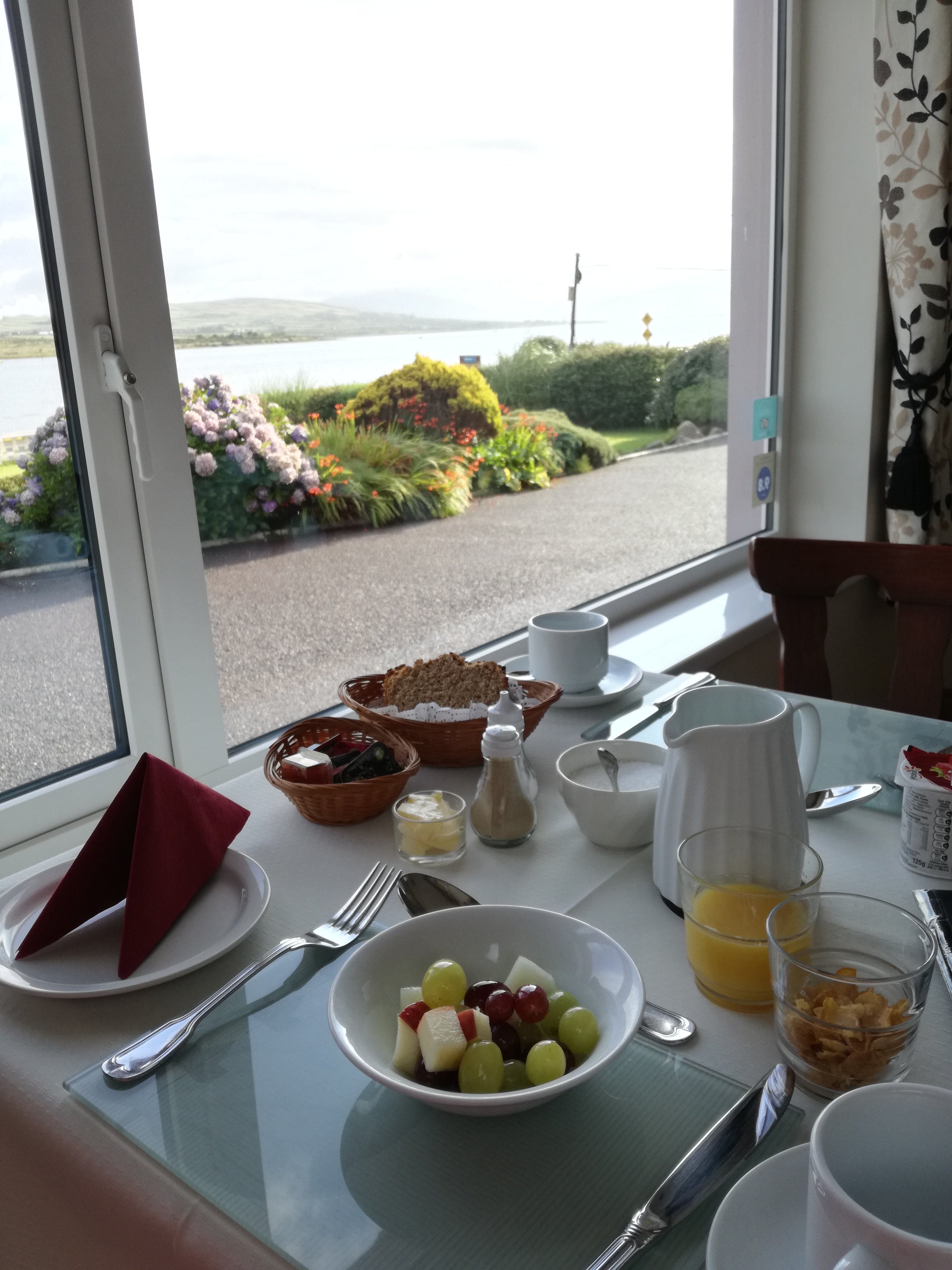 Waterfront B&B-餐饮