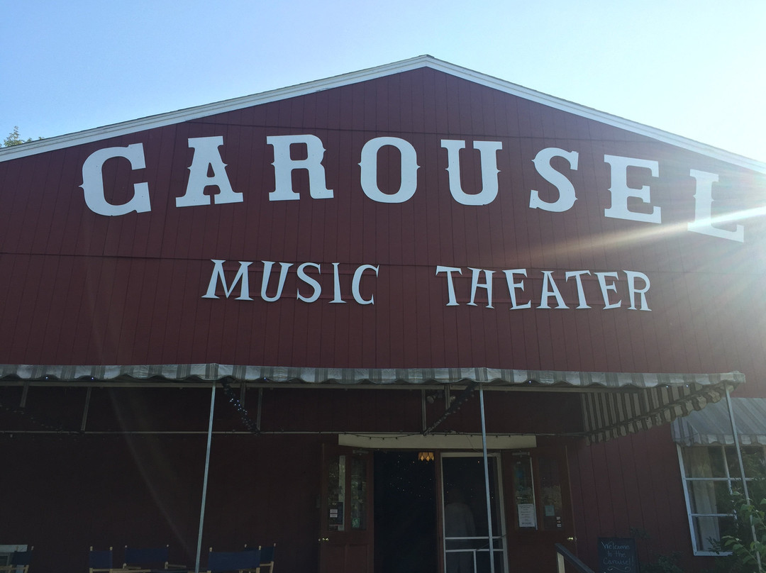 Carousel Music Theater景点图片