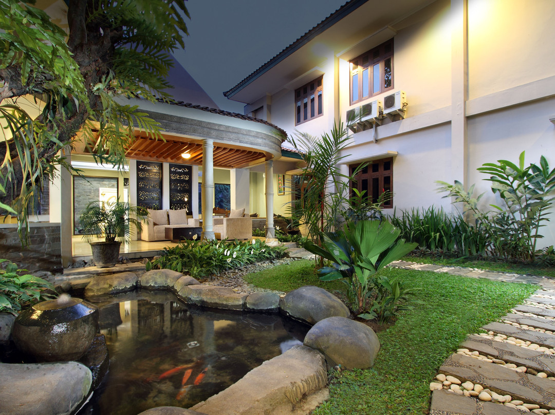 卡拉库萨马酒店主图