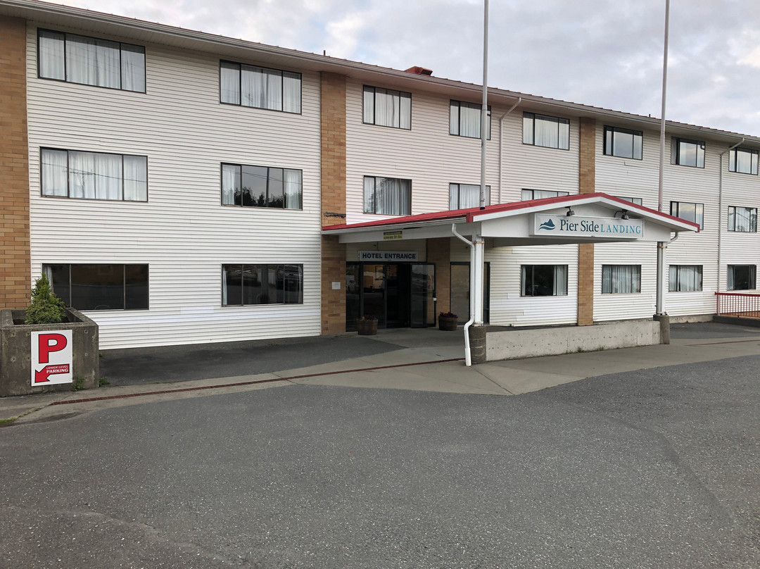 Pier Side Landing主图