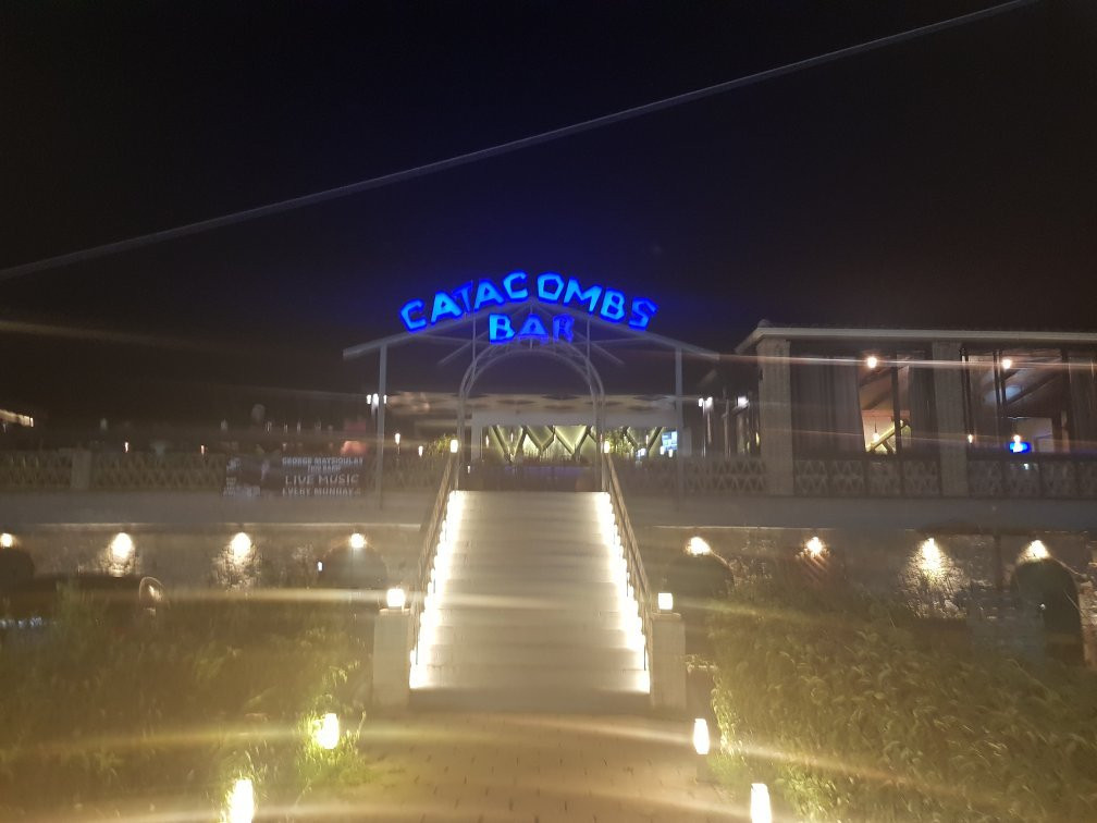 Catacombs Cocktail Cafe-Bar-Alykanas必去景点