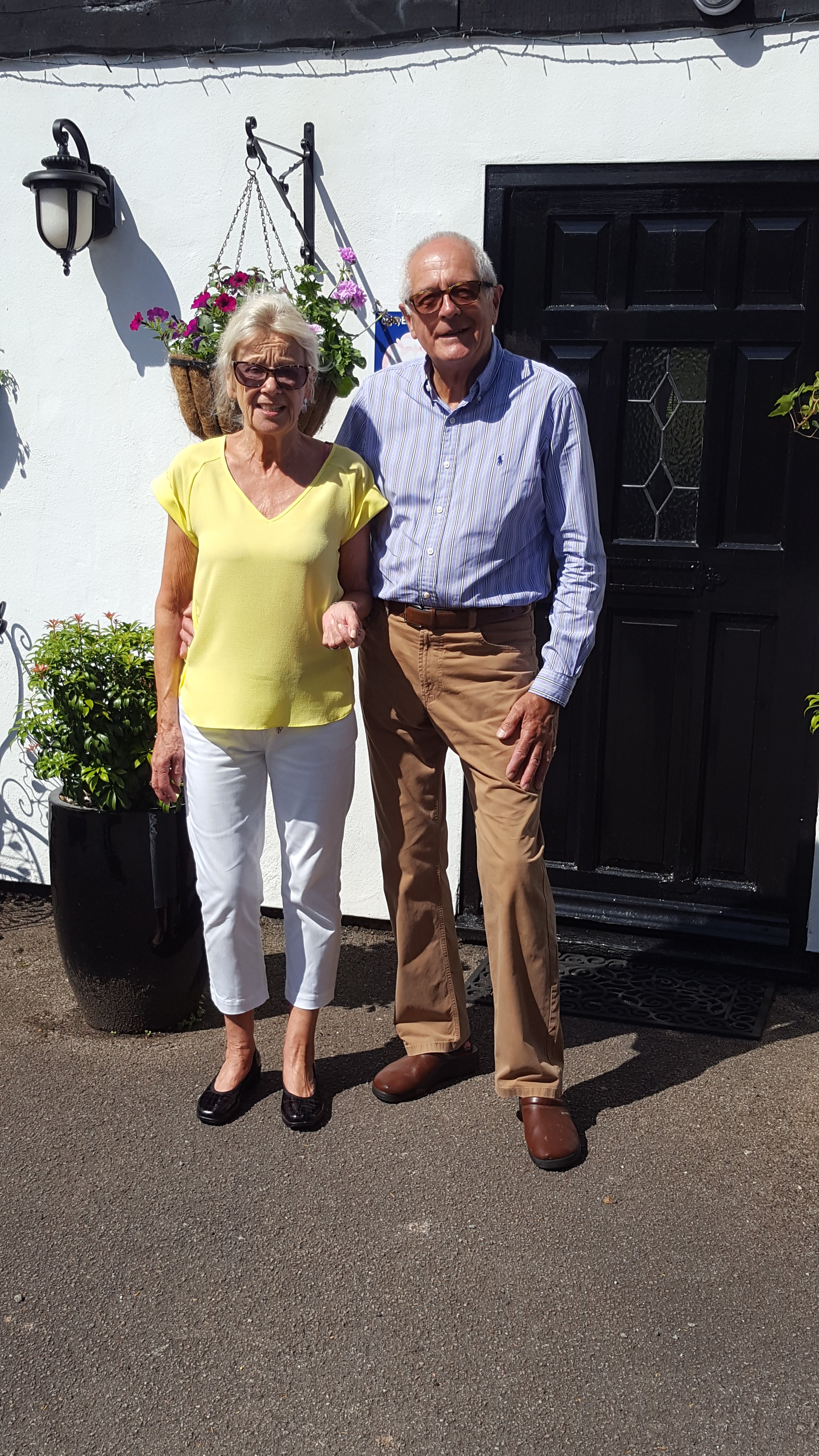 Newark Lodge Guest House-portrait