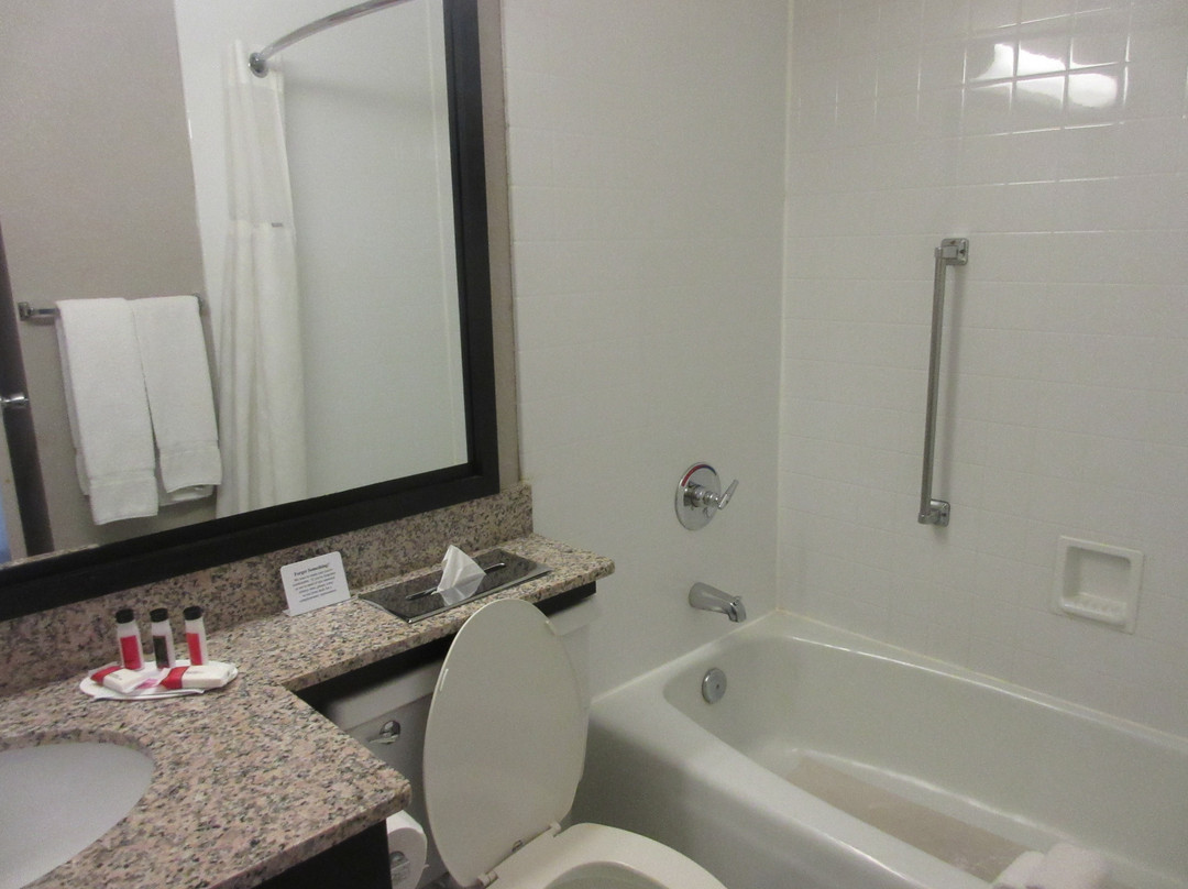 Ramada by Wyndham Cumberland Downtown主图