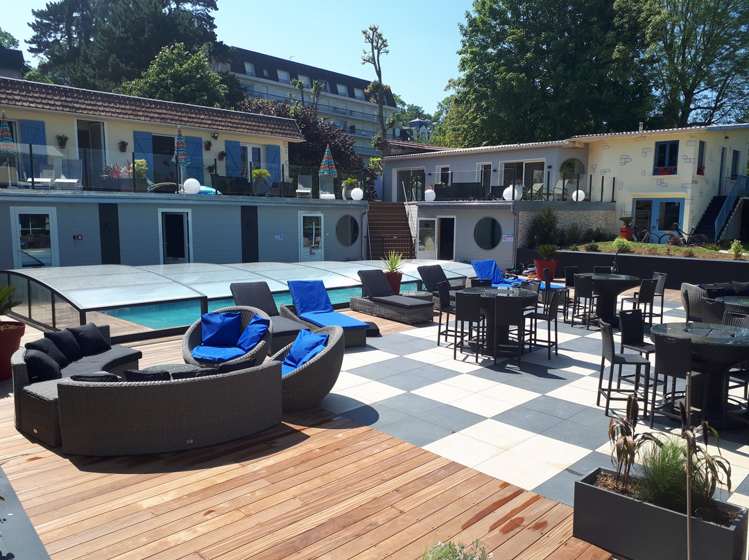 Hotel la Piscine主图